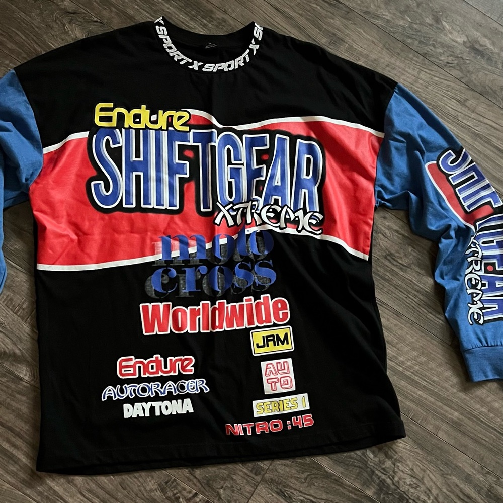 NASCAR Racing Graphic Tee - Picture 5 of 6